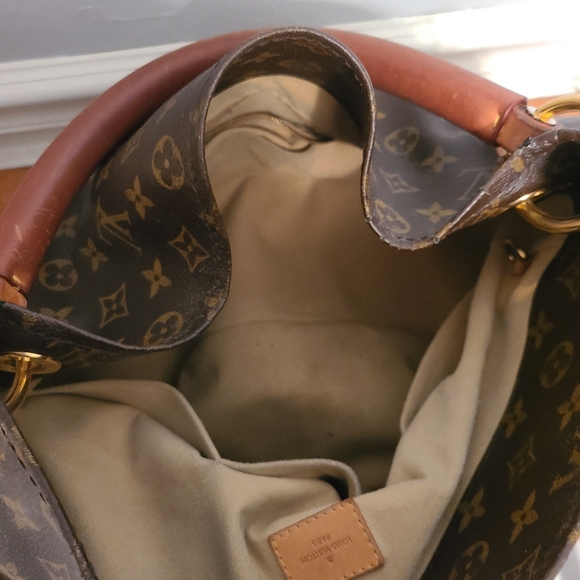 π₯π₯π₯π₯SOLDπ₯π₯π₯π₯Louis vuitton - Picture 4 of 5